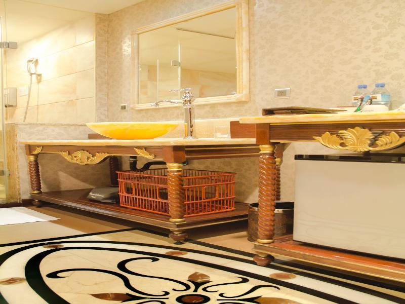 Royal Seasons Hotel Beitou Taipéi Exterior foto